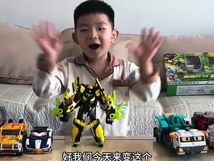 炫卡斗士3拳霸比特的变形教程#炫卡斗士