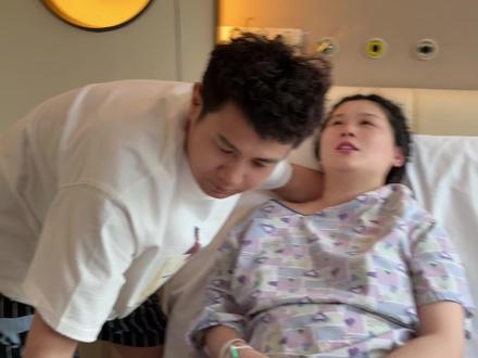 二胎刨宫产术后第一天下地,产妇很坚强,雨姐果然是女汉子!#日常vlog #新生儿 #二胎