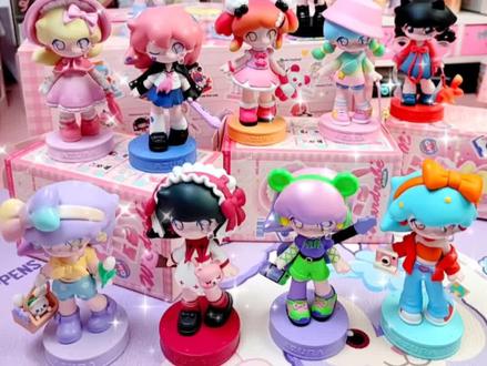 快来跟AZURA一起学穿搭吧!
#泡泡玛特 #AZURA衣橱穿搭系列 #盲盒 #盲盒开箱 #少女心