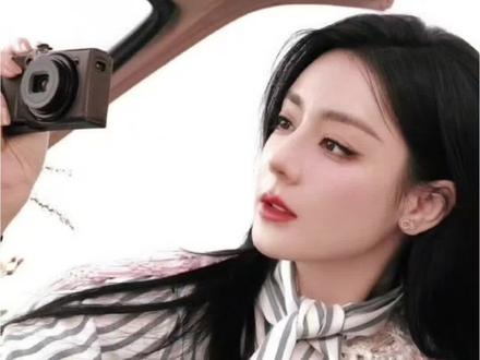 迪丽热巴 无法抵达巴黎
#迪丽热巴 #巴黎时装周 #迪丽热巴无法抵达巴黎 #