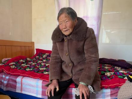 拐磨拐,请舅奶,假装亲戚去认亲#苏北小大子 #小大子#关爱乡村老人