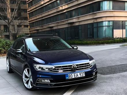 曲一嗨 头一歪 ,迈腾就当路虎开#迈腾B8