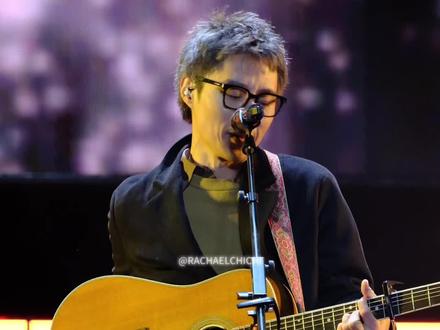 逃跑计划《一万次悲伤》毛川一句oh honey 下边哎声一片 哈哈哈哈给给法拉利整笑了都#逃跑计划 #逃跑计划乐队 #毛川 #毛川逃跑计划 #一万次悲伤