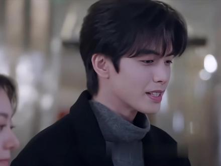 前任冷淡如冰,现任攻势如火,她终于看清谁是真爱 #骄阳似我 #赵今麦 #宋威龙 #高甜来袭 #2025影娱年终大赏