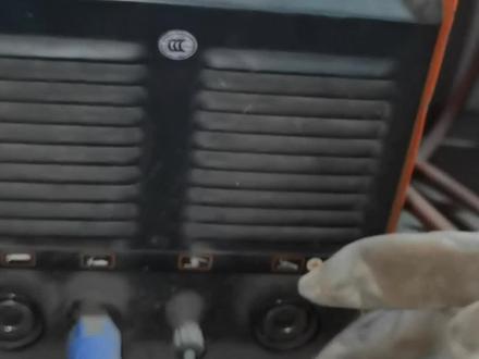 操作氩弧焊时,焊枪接负极,地线接正极采取的是直流正接#每天分享焊接小技巧 #感谢官方感谢抖音