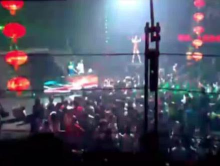 " Dj 壮壮 Mc 大耍 "
" Dj 兔子 Mc Sunny "
#沈阳东方斯卡拉