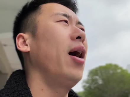 卧推动作不稳定,重量提升缓慢,老是不自觉开肘导致肩关节压力很大等等问题今天一并给你解决了#健身小白必看经验 #健身教学 #卧推 #胸肌训练 #健身干货