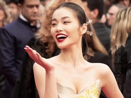 我的宝藏博主终于被世界发现了,在戛纳红毯上大放异彩吧!#氧化菊从田间走向戛纳 #氧化菊