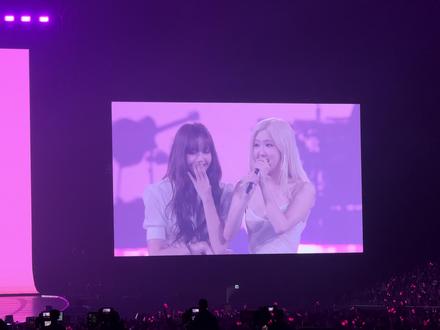 关于朴彩英在香港首场说了什么……#blackpink世界巡演 #rosé #lisa #张天赋