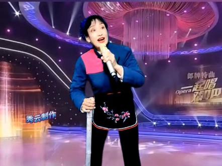 88岁老太太登台《戏曲连唱》惊艳全场#谁说戏曲不抖音 #抖音大舞台怎么开心就怎么玩 #上热门🔥 @DOU+小助手