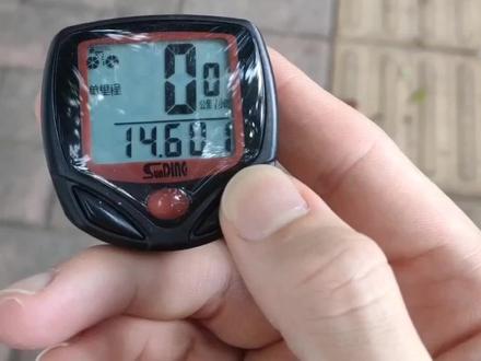 入门码表秒变踏频器,
码表周长设定1667mm,实时速度就是踏频
,科学统计,保持80-90踏频,对膝盖损伤小,燃脂效率高,不容易累。
#骑行 #码表 #广州骑行#自行车改装 #自行车技巧