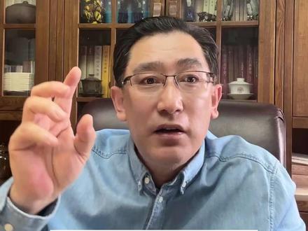 英国男爵迫使国王签署《大宪章》,而中国的士大夫只能跪在午门外