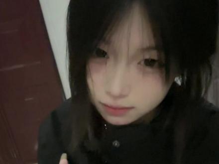 小帅 比个耶@忧郁小缘少