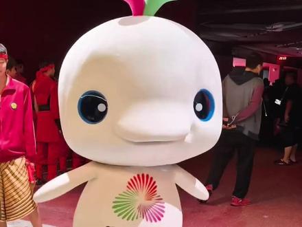 原来可爱的“大湾鸡”还有这个训练,教练带他们看动画片 模仿神态,释放孩子们的天性,网友:猫嫌狗厌的年纪正是当吉祥物内胆的好时候。#大湾鸡 #2025全运会 #动画片