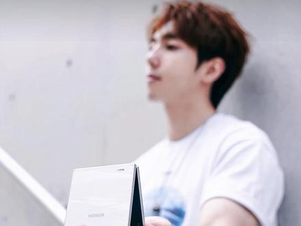 我来试试小折叠出大片!#如何评价荣耀小折叠 #荣耀MagicVFlip2