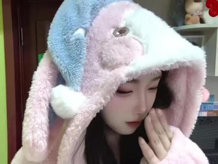 你的意思是 让我放弃原本精彩的生活 然后无法自拔的爱上你嘛?原创:@黑香杨 #好蠢别闹了 #转场 #变装 #变装转场 #美妆