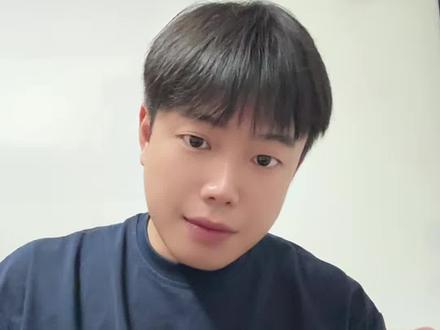 今年的618,苹果DG调价计划没有下达,意味着今年可能是最特殊的一年,苹果618不参与补贴活动!#卡贴机#有锁机#华强北#苹果手机