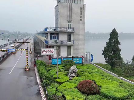 韩庄闸泄洪,每秒1000立方³