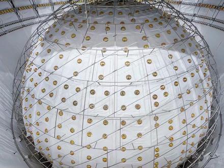 中微子实验装置运行两个月出成果#中微子