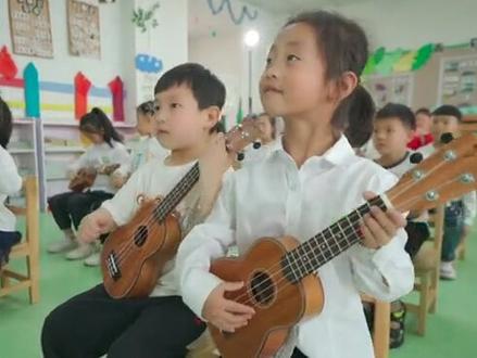 真正的奥尔夫音乐是给孩子种下一颗音乐的种子,让孩子在音乐的世界里温暖自己#我的小可爱们♥♥ #幼儿园的美好时光
