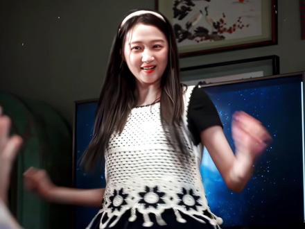 被老婆美到了就这样暗爽的笑#耀眼 #李昀锐 #邢武 #李昀锐人间理想邢 #李昀锐邢武