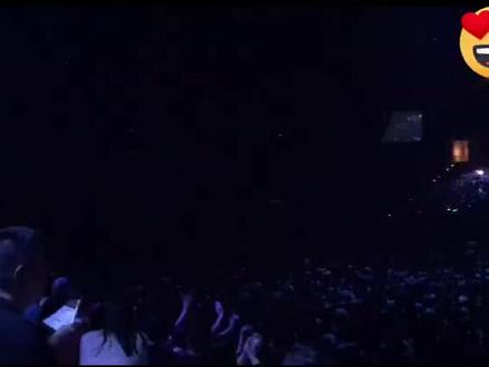 #孙燕姿音乐dna又动了 孙燕姿30届金曲奖担任演出嘉宾,带来《百年孤寂》《奔》《独一无二》《姐妹》歌曲串烧!展示女性力量!#音乐现场 #fyp #我要上热门 #孙燕姿 @DOU+小助手 @DOU+上热门