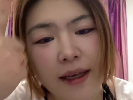 手机不到6个月黑屏了,我该怎么办。#荣耀v5折叠屏