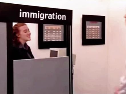 跟外教 练地道英语口语
今日分享:过海关入境的英语口语对话
#英语日常口语 #英语口语 #英语情景对话 #英语学习 #零基础学英语