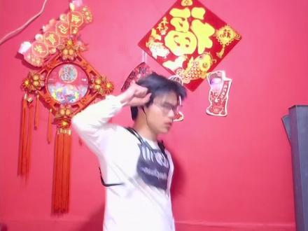 大新闻又爆炸了原创王七七老师来啦 大新闻又爆炸了😱是谁又登上大雅之堂😝#老号舞