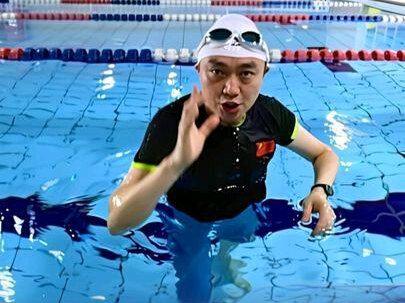 六步学会蛙泳!超级详细蛙泳教学#0基础游泳教学#蛙泳#蛙泳教学#零基础学游泳#游泳