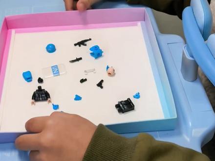 又见UN特种兵!#模型玩具 #乐高积木拼装 #积木#积木人仔 #爱拼积木的小男孩