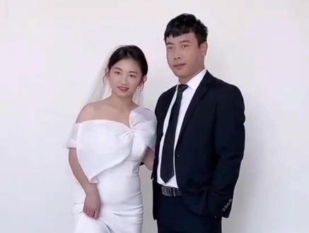 原配好,为什么还会离,二婚不好为什么有些比原配好,和谁过到老,谁就是原配,所以不要站在你以为的道德制高点去评判别人的生活!#二婚#亲子照全家福#最美全家福照片#全家福#每个幸福瞬间都值得被记录