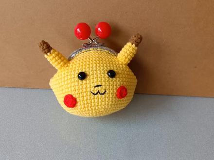 毛线编织皮卡丘儿童口金包卡通零钱包(附文字教程) #手工diy #钩针教程 #爱手工爱生活 #我的手工作品