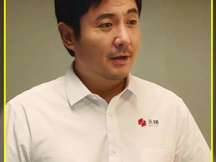 换胎竟有双方案?主备应对不同天气变局 #真人电影解说 #正能量 #带你看懂电影的解说出现了 #电影解说