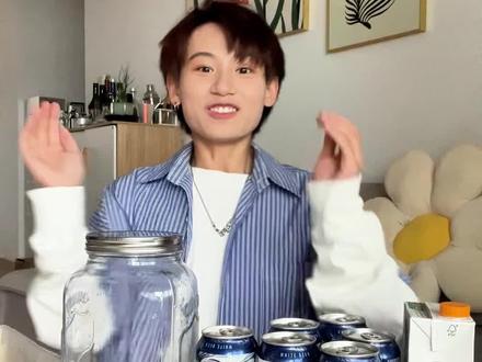 夏日特调!白啤调酒!吨吨白啤苹果特调桶!超级好喝!苹果爱好者冲!#调酒 #乌苏白啤 #不是所有白啤都叫天山白 #乌苏天山白一秒爽洌