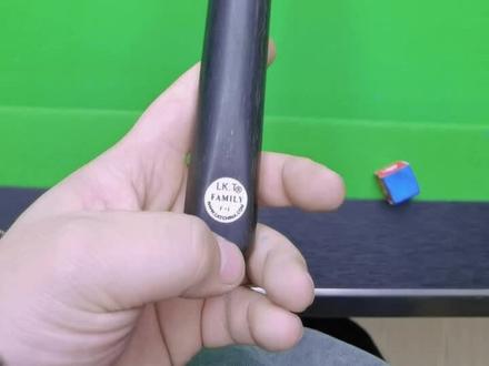 很稀有一款lkt最高级!family1.
杆子通透有力!木料蜡黄!黑檀通杆