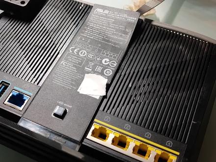 华硕路由器ac68u散热改造大拆解,预期值温度降低多少呢?拆解篇 #干这行我们是专业的