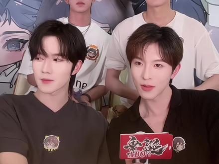 这家属感(本人已经磕的不知天地为何物了) #黄星 #邱鼎杰