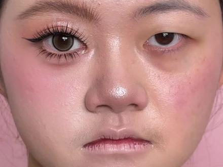 嘴巴下垂,又很饱的嘴巴如何画出饱满的微笑唇教程视频分享来啦,#新手化妆教程 #零基础学化妆 #原相机无美颜 #画嘴巴教程 #微笑唇画法 @DOU+上热门 @DOU+小助手