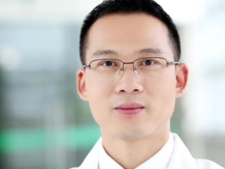 咖啡斑做激光能好吗?一般咖啡斑打3次左右,会慢慢好掉。如果多次激光后依然没有改善,也就不用再尝试了。#咖啡斑 #咖啡斑胎记 #咖啡斑去除 #咖啡斑激光