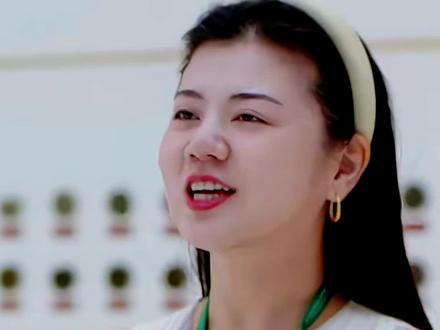 (中)80后#女子给茶叶罐装电子秤卖给年轻人 ,教200多位年轻人非遗制茶。#寻找同行者 #遇见好国货