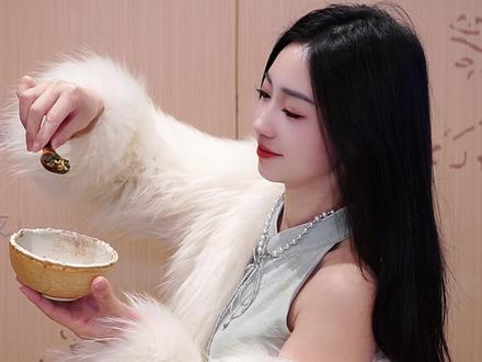 桂馥兰香升级后果然更香更好喝了! 又健康又好喝!茶友们在一起聊周边,聊口味!这种品鉴会下次还想参加#桂馥兰香更香了#霸王茶姬桂馥兰香#本花真味茶香自然#霸王茶姬重庆#霸王茶姬好好喝