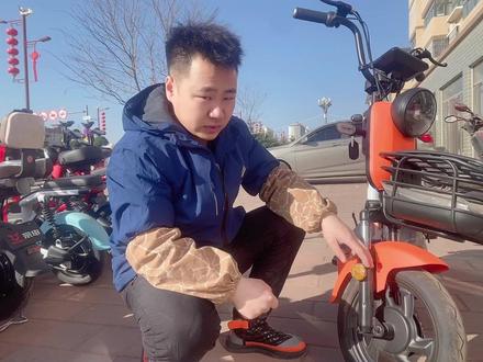 电动自行车前减震是怎么更换的,我带大家体验一下