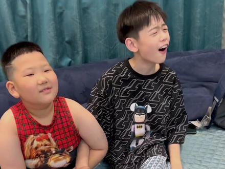 钢蛋和张典的爱恨情仇#典典的卑微生活#一眼锁定你@凯迪仕智能锁官方账号