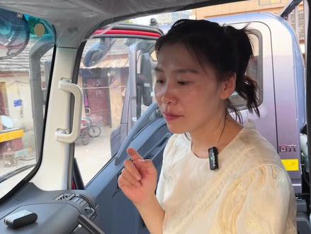 解放豪沃中控拆装,还是那句话,改装要实用#货车倒车影像#豪沃导航#车载导航 #大屏导航安装 #界首修车