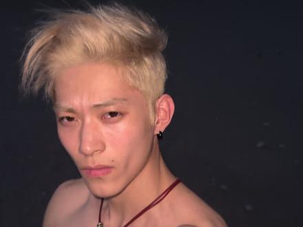 你的头发像一坨大便啊 仗助