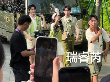#白鹿my #白鹿奔跑吧嘉兴路透 我家白梦妍真的太漂亮了