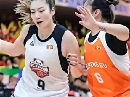 这场比赛应该是WCBA最精彩的总决赛没有之一,比赛强度不亚于WNBA#抖音篮球季 #李梦 #四川女篮夺冠 #WCBA