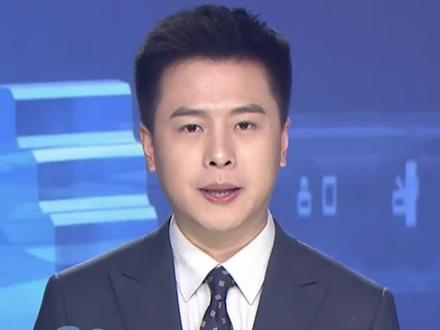 12月4日(报道)我军战机在远海空域突遇险情,2架外机多次“秀”导弹,最近不足100米,对峙近20分钟