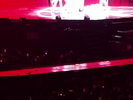 18岁就应该在演唱会现场听张元英的solo曲《8》